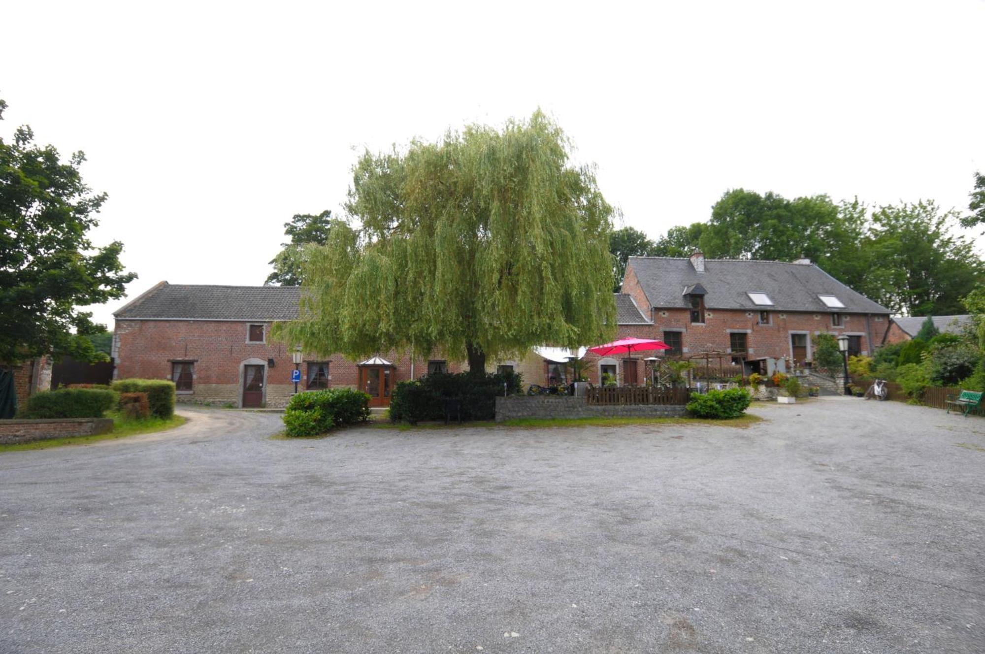 Hotel Restaurant La Ferme De Grambais Nivelles Luaran gambar